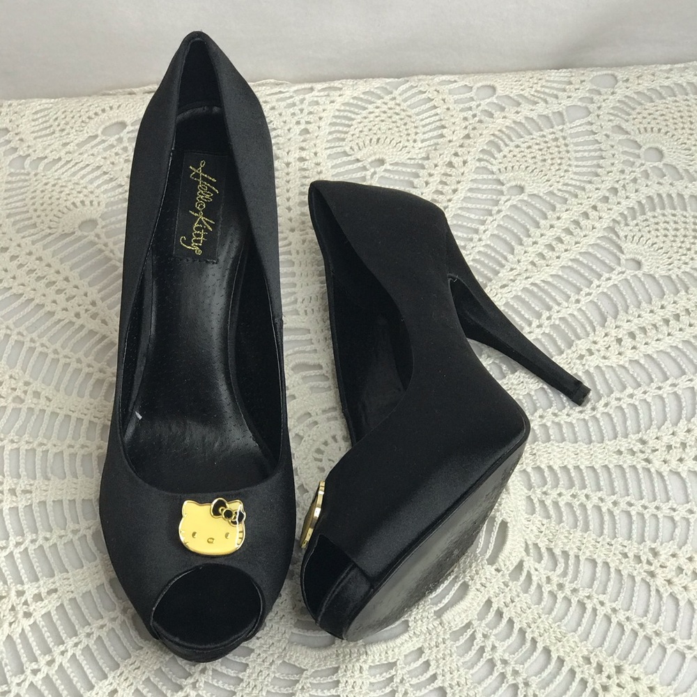Hello Kitty Black Peep Toe Heels